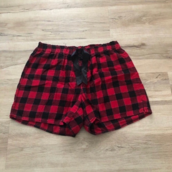 Denver Hayes Red and Black Plaid Shorts - Picture 1 of 6